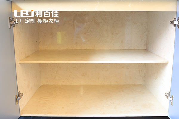 石材櫥柜市場變化不斷，企業(yè)靜觀還是尋求突破？