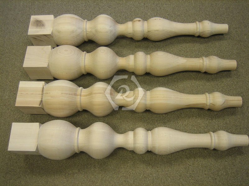 自動刀臺數(shù)控木工車床樣品